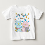 Hanukkah Tee Shirt Kinder personalisieren "Umarmun<br><div class="desc">Hanukkah Tee Shirt Kinder. "Umarmt Sameach" statt "Chag Sameach/Happy Holiday". Wählen Sie aus einer Vielzahl von Shirt Stilen,  Größen und Farben. Personalisieren Sie die Formulierung,  indem Sie Ihren bevorzugten Schriftart Stil,  Größe und Farbe.
Danke,  dass Sie anhalten und einkaufen.  Happy Hanukkah!</div>