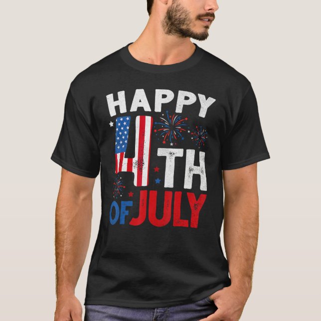 Happy 4th Of July USA Flag Fireworks Firecrackers  T-Shirt (Vorderseite)