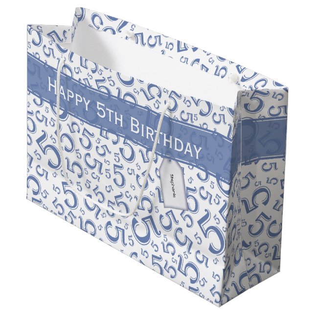 Happy 5th Birthday Number Pattern 5 Blau/Weiß Große Geschenktüte (Vorderseite Schrägansicht)