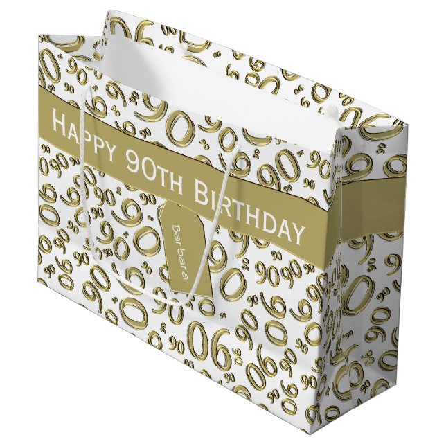 Happy 90. Random Number Pattern Gold/Weiß Große Geschenktüte (Vorderseite Schrägansicht)
