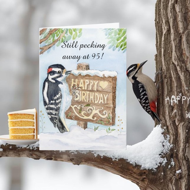 Happy 95th Birthday Downy Woodpecker Karte (Von Creator hochgeladen)