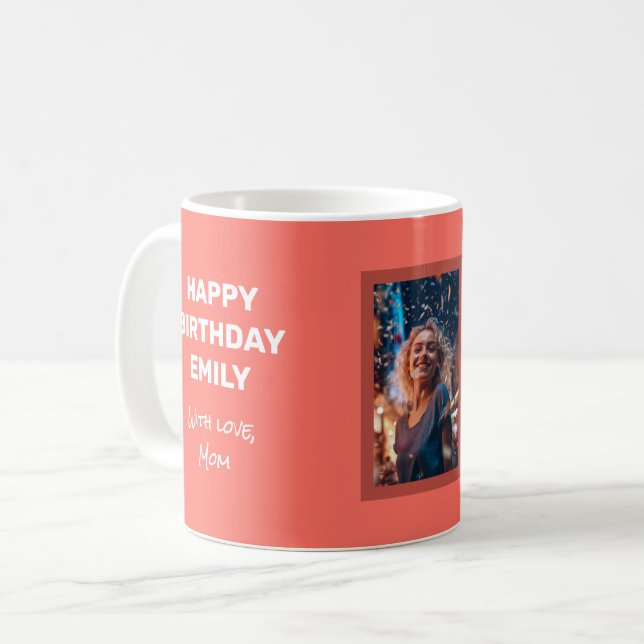 Happy Birthday Card mit Foto auf einer Tasse Koral (Vorderseite Links)