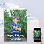 Happy Birthday Custom Foto Boy Geburtstag Karte<br><div class="desc">Personalisierte Foto Geburtstagskarte für Ihren Sohn, Neffen, Bruder oder einen anderen Freund oder Verwandten. Die gesamte Formulierung, innen und außen, kann angepasst werden, und die Fotovorlage ist für Sie ein Set, um Ihr eigenes Bild an die Vorderseite zu fügen. Dieses Design hat ein dunkles Overlay mit weißer Typografie - es...</div>