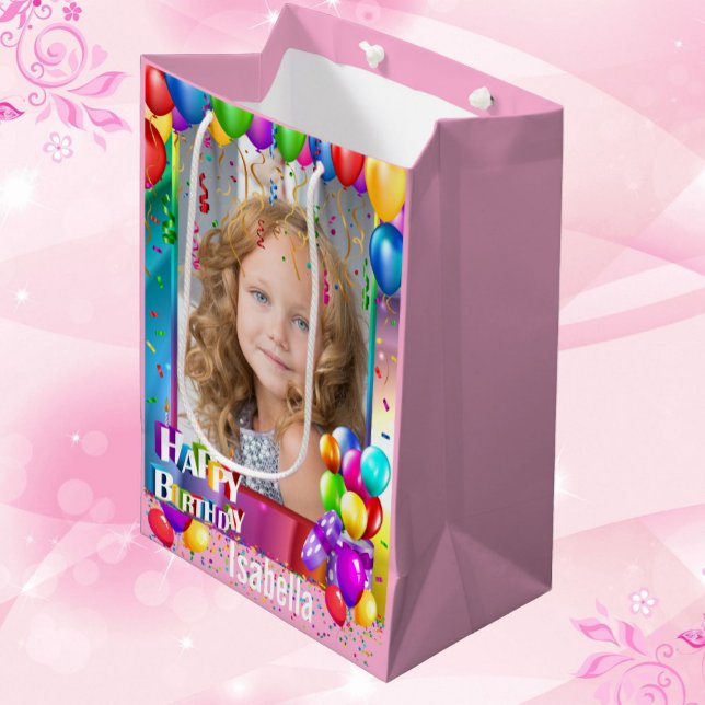 Happy Birthday Geschenktasche hinzufügen Mädchenna Mittlere Geschenktüte (Von Creator hochgeladen)