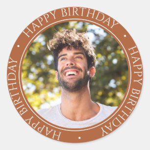 Happy Birthday Modern Simple Elegante Foto Brown Runder Aufkleber