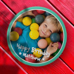 Happy Birthday Modern Simple Star Foto Button<br><div class="desc">Dieses einfache und moderne Design besteht aus Serifentypografie und fügt ein individuelles Foto hinzu.</div>