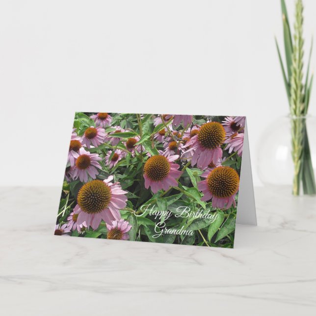 Happy Birthday Oma Weiße und violette Blumen Karte (Vorderseite)