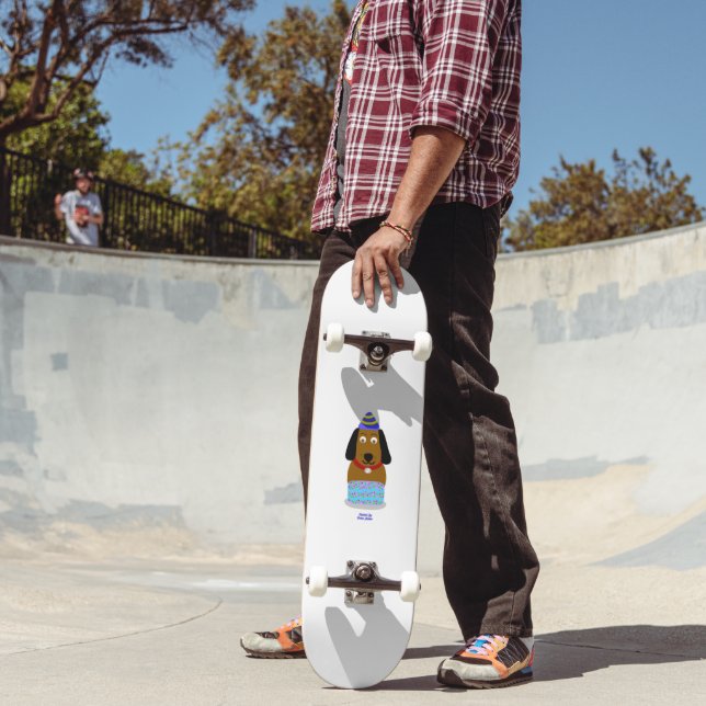 Happy Birthday Pup Skateboard (Außenbereich 2)