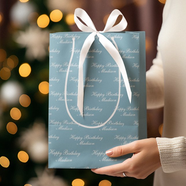 Happy Birthday Script Name Dusty Blue Mittlere Geschenktüte (Von Creator hochgeladen)