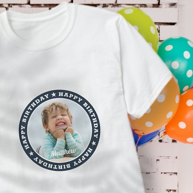 Happy Birthday Simple Modern Custom Foto T-Shirt (Von Creator hochgeladen)