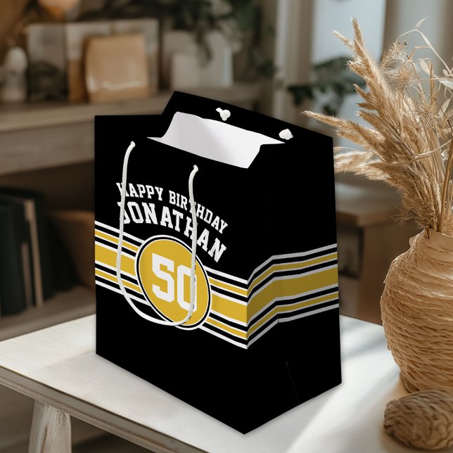 Happy Birthday Sports Stripes mit Age Gold Black Mittlere Geschenktüte (Custom Gift Bag)