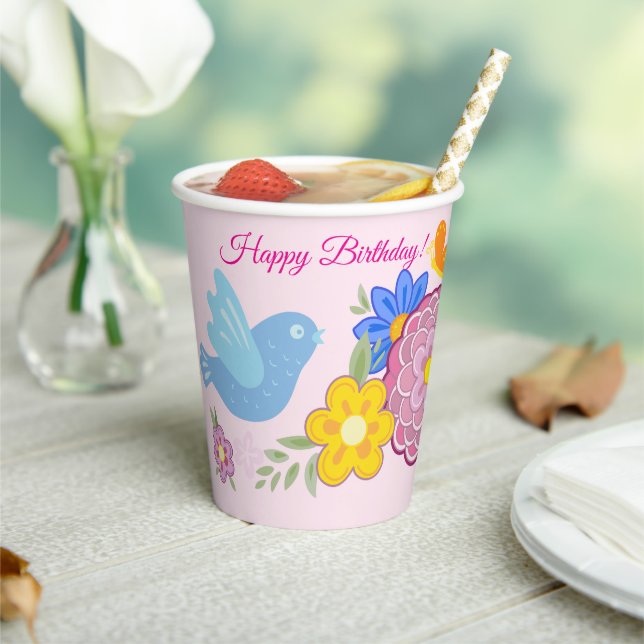 Happy Birthday Wild Blume Garden Birds Muster Pappbecher (In Situ)