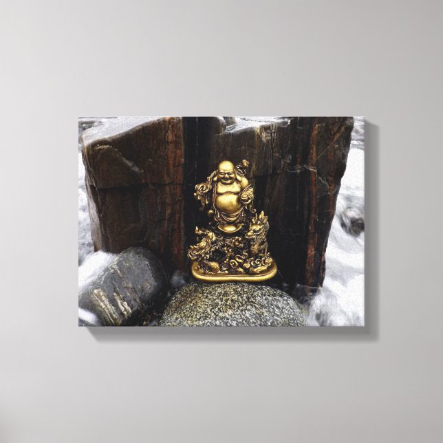 Happy Buddha unter den abstürzenden Wellen Leinwanddruck (Vorderseite)