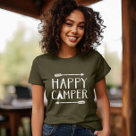 Happy Camper T-Shirt<br><div class="desc">Maßgeschneiderte bedruckte Bekleidung mit trendiger rustikaler "Happy Camper" Anführungsgrafik. Klicken Sie auf Anpassen, um das Design mit Ihrem eigenen Text und Bildern zu personalisieren. Wählen Sie aus einer Vielzahl von Shirt-Stilen und -Farben.</div>