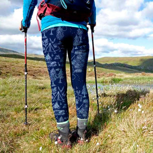 Happy Camper Woodland Mountain Camping Außenbereic Leggings