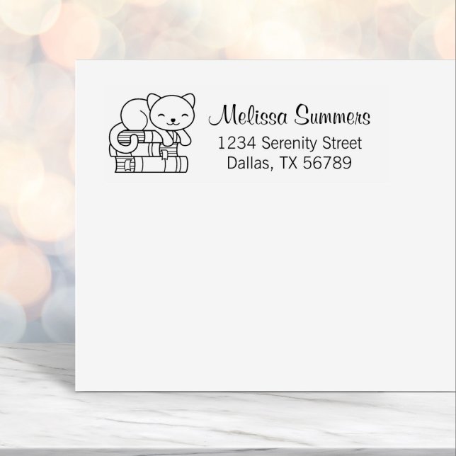 Happy Cat auf dem Stapel der Bücher Adresse Permastempel (Von Creator hochgeladen)