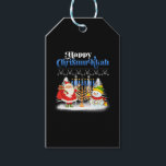 Happy Chrismukkah Jüdische Weihnachtszeit Hanukkah Geschenkanhänger<br><div class="desc">Weihnachtsjunge Kinder Kinder Jugendliche Männer. Funny Spaß Grafik Tee Kostüme für diejenigen,  die glauben an Weihnachtsmann,  Liebe Hirsch,  Rentier,  Elf,  Elfen,  Gesang Songs,  Party Dekoration,  Baum,  Hut,  Socken Dieses Weihnachtstee mit Grafik ist ein großes Weihnachtsgeschenk</div>