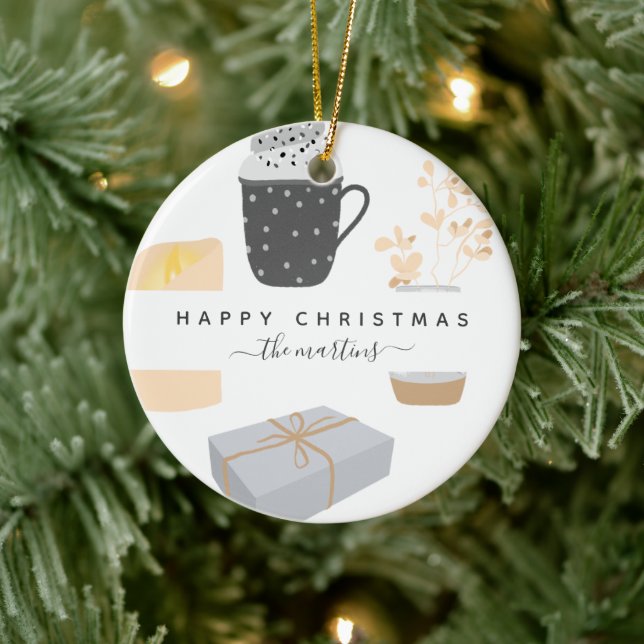 Happy Cosy Christmas Illustriert mit Name Keramik Ornament (Baum)