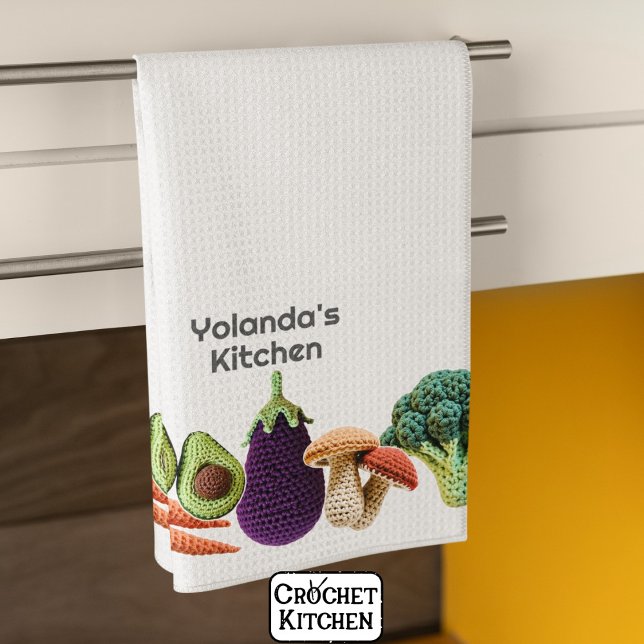 Happy Crochet Gemüsemushroom Collage Monogram Geschirrtuch (Von Creator hochgeladen)