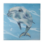 Happy Dolphin Watercolor Beach Ocean Fliese<br><div class="desc">Dieses Design kann durch Auswahl der Option Design bearbeiten personalisiert werden. Sie können auch auf andere Gegenstände übertragen. Kontaktieren Sie mich unter colorflowcreations@gmail.com oder nutzen Sie die Chat-Option oben auf der Seite, wenn Sie dieses Design auf einem anderen Produkt haben möchten oder Hilfe benötigen. Sehen Sie mehr von meinen Designs...</div>