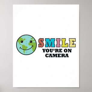 Happy Earth Day Lächeln Sie sind auf der Kamera Poster