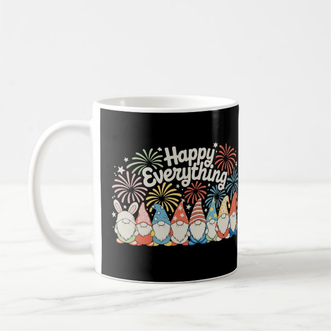 Happy Everything Gnomes All Year Every Holiday Kaffeetasse (Links)