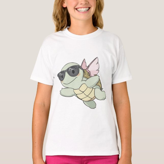 Happy Flying Turtle – Cute Kids Cartoon Adventure  T-Shirt (Vorderseite)