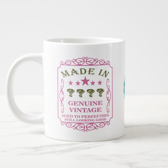 Happy Geburtstag Jahresname Datum Vintag rosa Jumbo-Tasse (Links)