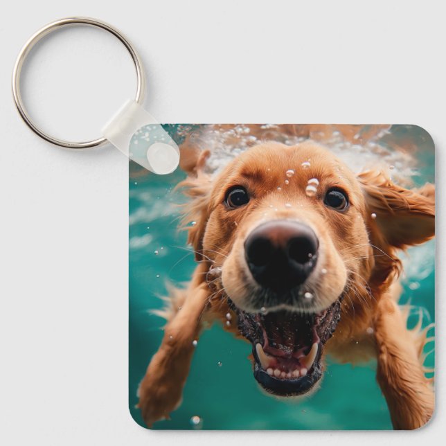 Happy Golden Retriever Schwimmen unter Wasser Schlüsselanhänger (Vorderseite)