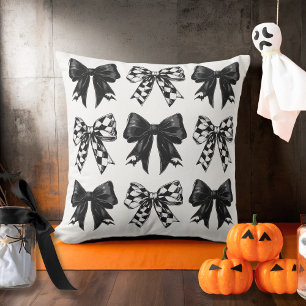 Happy Halloween Black Buchten Coquette Kissen