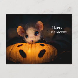 Happy Halloween. Kleine niedliche Maus mit Kürbis Postkarte