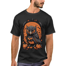 Happy Halloween - Niedliches Owl als Raven gekleid