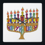 Happy Hanukah Dreidels Menorah Quadratische Wanduhr<br><div class="desc">Sie sehen die Lee Hiller Design Collection. Bekleidung,  Geschenke & Sammlerstücke Lee Hiller Fotografie oder Digital Art Collection. Sie können ihre Naturfotografie unter http://HikeOurPlanet.com/ ansehen und ihrem Wanderblog im Hot Springs Nationalpark folgen.</div>
