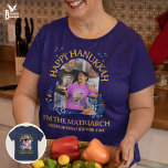 HAPPY HANUKKAH Custom Foto MATRIARCH Tri-Blend Shirt<br><div class="desc">Spaß ich bin die MATRIARCH Hanukkah Familie Wiedersehen, die T - Shirt mit CUSTOMIZABLE TEXT und FOTO. Machen Sie Ihre Wiedersehen noch lustiger, indem Sie passende T - Shirt und Sweatshirts mit Ihrer Familienrolle tragen. Jeder Familienbereich kann eigene Fotos hochladen. Andere Farben sind verfügbar. Auch passende Geschenke sind erhältlich, damit...</div>