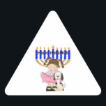 Happy Hanukkah Friends Dreieckiger Aufkleber<br><div class="desc">Herzlichen Glückwunsch Hanukkah an alle unsere Freunde,  Mädchen und Jungen und Kinder jeden Alters. Chanukah Welpen Hunde machen den Urlaub zu einem noch besseren Geschenk.</div>