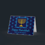 HAPPY HANUKKAH Menorah Dreidel Personalisiert Feiertagskarte<br><div class="desc">Stilvolle Grußkarte zum Feiern der HANUKKAH. Dunkelblauer Hintergrund mit zyanblauem dreidel Muster und Typografie. Der Text für die Platzhalter auf dem Cover und im Inneren des Gruß kann angepasst werden,  sodass Sie Ihren Namen hinzufügen und die Nachricht ändern können. Teil der HANUKKAH Kollektion von Berean Designs.</div>