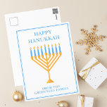 Happy Hanukkah Menorah Niedlich Personalisiert Postkarte<br><div class="desc">Niedliche Hanukkah Postkarte für eine jüdische Familie oder ein Chanukah Party mit Synagoge. Personalisieren Sie mit Ihrem eigenen Nachnamen oder Gruppeninformationen in blau unter der hübschen blauen und goldenen Menorah.</div>