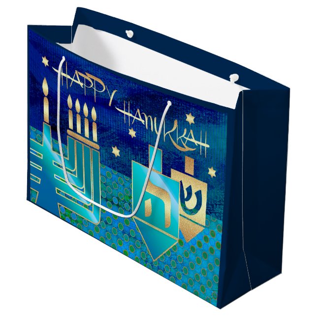 Happy Hanukkah. Menorah und Dreidels Große Geschenktüte (Vorderseite Schrägansicht)