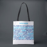 HAPPY HANUKKAH Personalisiert Holiday wünscht Tasc Tasche<br><div class="desc">Unser HAPPY HANUKKAH Urlaub wünscht Tasche sagt alles (wirklich)! Diese praktische Tasche ist ein fantastischer Weg, um Ihre guten Wünsche für eine Happy Chanukah teilen. Ein großartiges Geschenk, das sicher die Leute zum Lächeln bringt. Enthält LIEBE-LICHT-LACHTER. Ich habe ein kleines Dreifach, Shine Bright, und zünde die Nacht an. Moderne, lässige...</div>