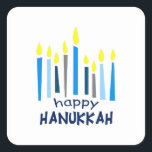 HAPPY HANUKKAH QUADRATISCHER AUFKLEBER<br><div class="desc">Das ist ein schönes Bild für Happy Hanukkah. Benutzen Sie dieses Design,  um als Geschenk zu geben.</div>