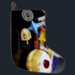 Happy Hanukkah Star von David menorah Dreidel Slip Kleiner Weihnachtsstrumpf<br><div class="desc">Happy Hanukkah Star von David menorah Dreidel SlipperyJoe's Celebration Candles jüdisch Hebräisch Chanukah Geschenke Dekorationen Judaismus Religion künstlerisch</div>