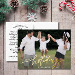 Happy Holidays Grosses Foto Weihnachtsbrief Gold Folien Feiertagspostkarte<br><div class="desc">Mit dieser festlichen Postkarte mit "Happy Holiday" in einem handgezeichnet Typografie-Schriftart in Echtgoldfolie - Set gegen Ihr individuelles Foto - versenden Sie besondere Urlaubwünsche. Fügen Sie einfach Ihren eigenen typisierten Urlaub Gruß auf die Rückseite oder löschen Sie die Notiz, um Platz für eine handschriftliche Notiz verlassen. Fügen Sie auch Ihre...</div>