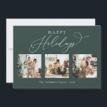 Happy Holidays Rustic Green Multi Foto Collage Feiertagskarte<br><div class="desc">Erschaffen Sie schöne Erinnerungen in dieser Ferienzeit mit dieser Multi-Foto Collage Urlaubskarte. Diese Karte verfügt über ein modernes minimalistisches Skript mit Ihren Lieblings-Fotos auf der Vorderseite und eines auf der Rückseite. Personalisieren Sie diese vollständig anpassbare Karte mit Ihrer Begrüßung,  Nachricht,  Familienname und Jahr.</div>