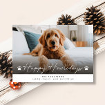 Happy Howlidays Funny Pet Hund Foto Weihnachten<br><div class="desc">Die "Happy Howlidays Funny Pet Hund Foto Weihnachtskarte" ist eine tolle und spielerische Art, Freude während der Festsaison zu verbreiten. Diese Karte enthält einen bezaubernden Hund für Haustiere, der eine Touch von Launen und Spaß zu Ihren Feiertagsgruß hinzufügt. Für alle Hundefreunde und Tierhalter ist dieses einzigartige Design eine fantastische Wahl....</div>