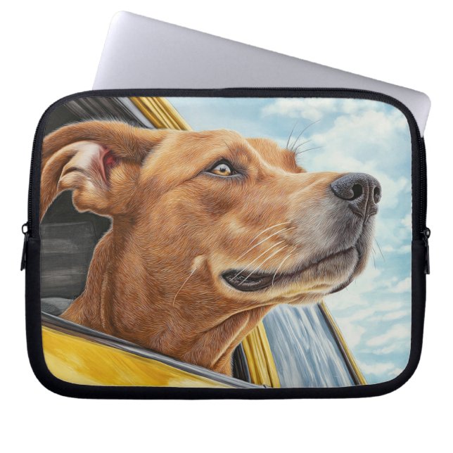 Happy Hund in Gelben Auto Art Print Laptopschutzhülle (Vorderseite)