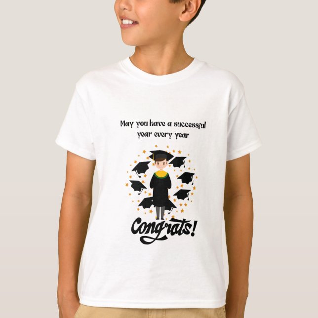 Happy Kids Graduation Silhouette with Bright Vibes T-Shirt (Vorderseite)