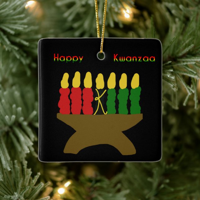 Happy Kwanzaa Kinara Keramikornament (Baum)