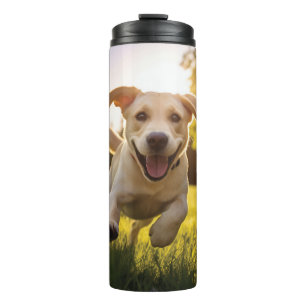 Happy Labrador Puppy Running Thermosbecher