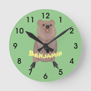 Happy lächelnd niedliche Quokka Cartoon Design Runde Wanduhr