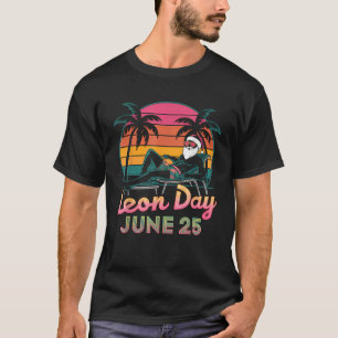 Happy Leon Day 25 Juni Santa Summer Weihnachten Rü T-Shirt